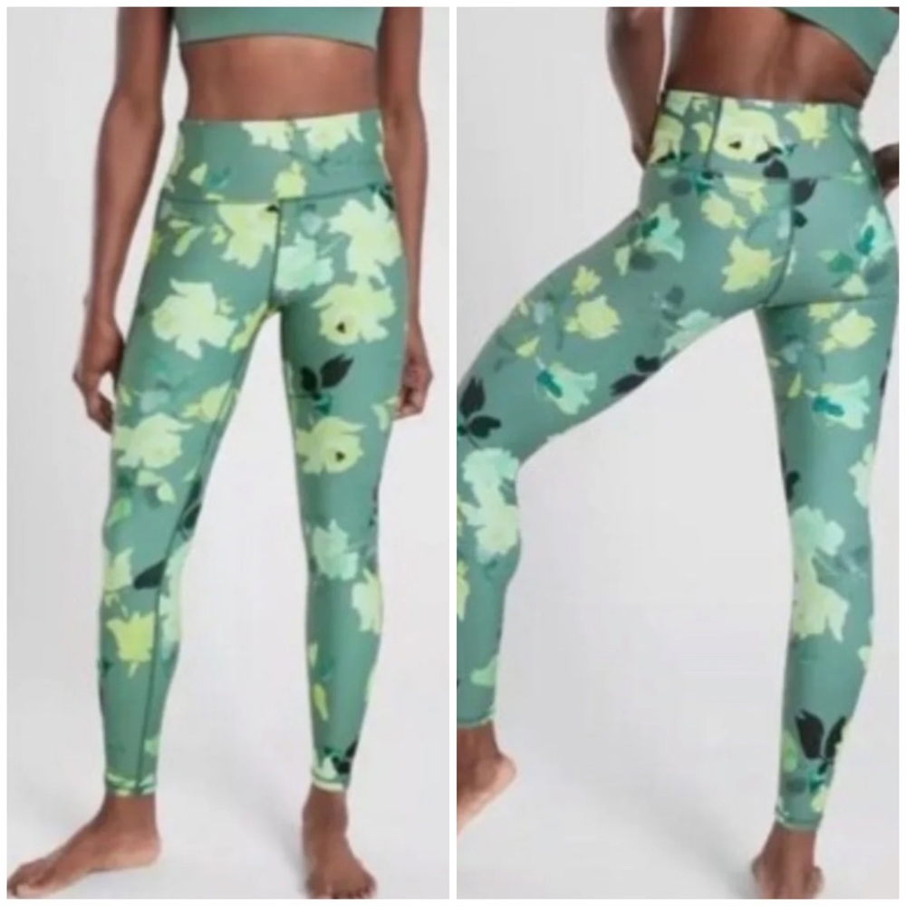 Athleta Elation 7/8 Tight Green Floral Print Size Medium